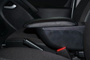 Подлокотник AR902 Hyundai Accent ТАГАЗ 2000-2006 с адаптером