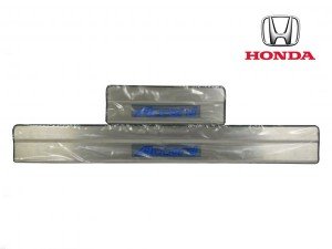 Накладки на пороги Honda Accord с подсветкой