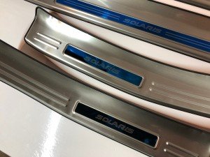 Накладки на пороги Hyundai Solaris c 2017