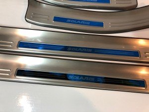Накладки на пороги Hyundai Solaris c 2017