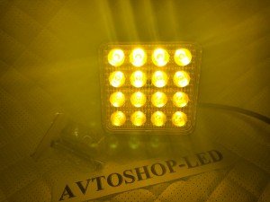 Светодиодная фара желтая 48W 16 LED 12/24V
