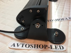 Светодиодная фара балка 15 LED 12/24V 47 см на магнитах