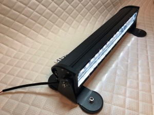 Светодиодная фара балка 18 LED 12/24V 50 см на магнитах