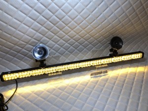 Стробоскоп под стекло желтый LED 70 см 12/24V