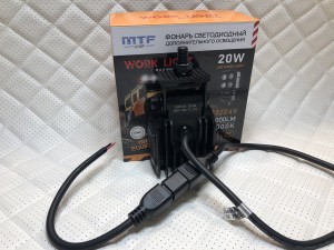 Прожектор светодиодный MTF LIGHT серия MAXIMUM BLACK 9-36В, 2000лм, 20W