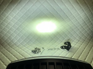 Светодиодные фары Прожектор LED с дхо для авто 12/24V 2 шт