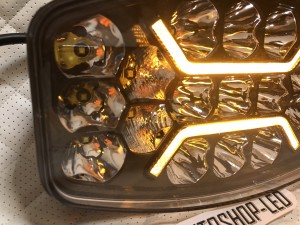 Светодиодная фара Прожектор LED с дхо для авто 12/24V