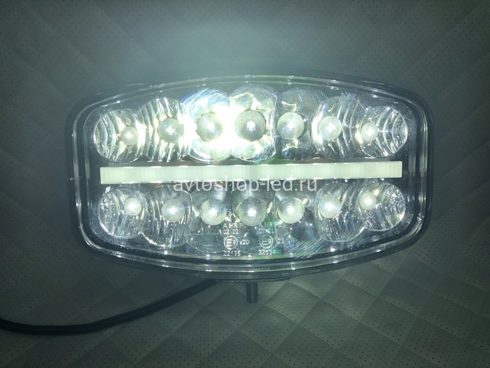 Светодиоднаые фары Прожекторы LED с дхо на дуги авто 12/24V