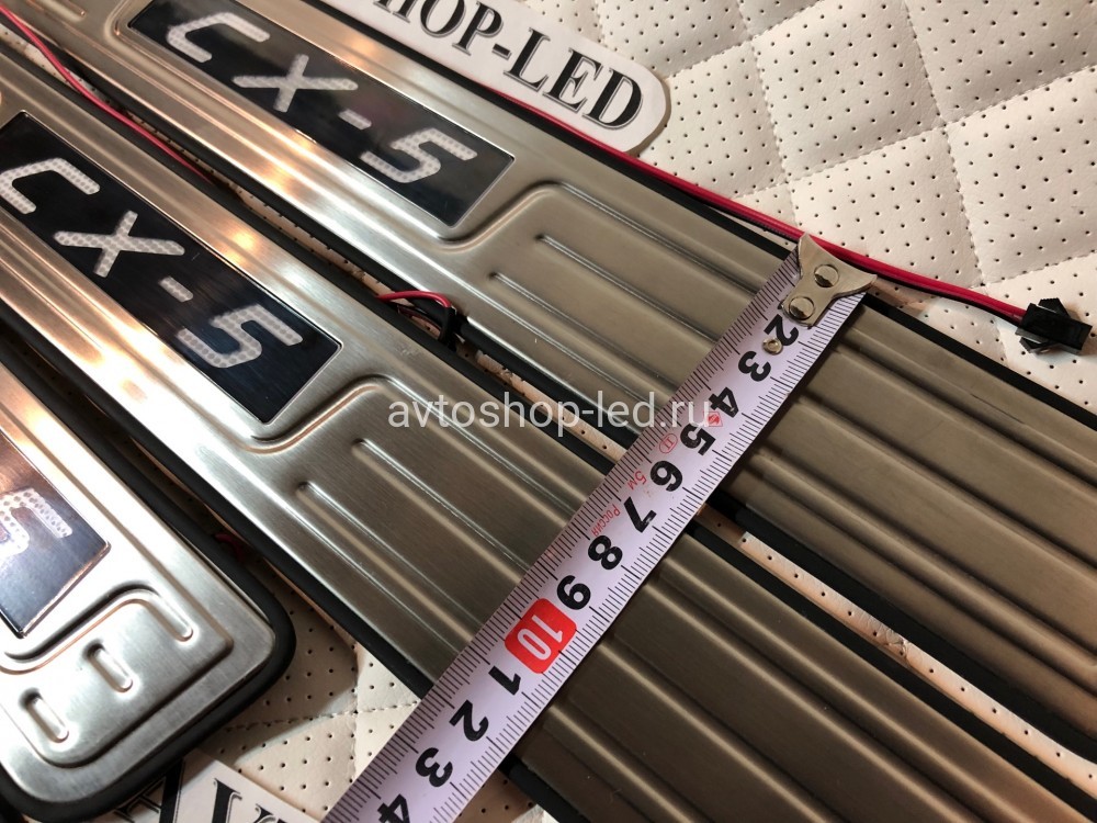 Накладки на пороги Mazda СХ 5 с красной подсветкой копия №1770216123