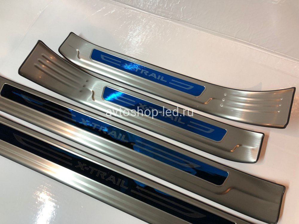 Накладки на пороги Nissan X-Trail T32 копия №1770216192