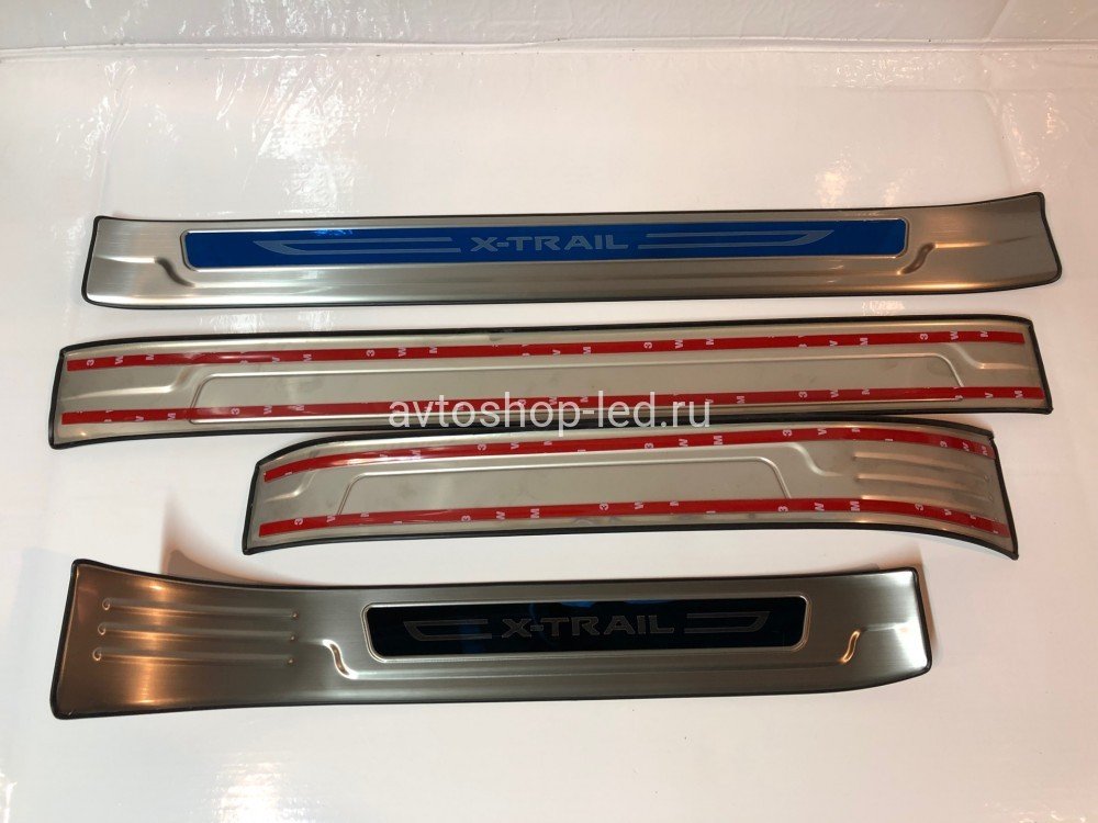 Накладки на пороги Nissan X-Trail T32 копия №1770216192
