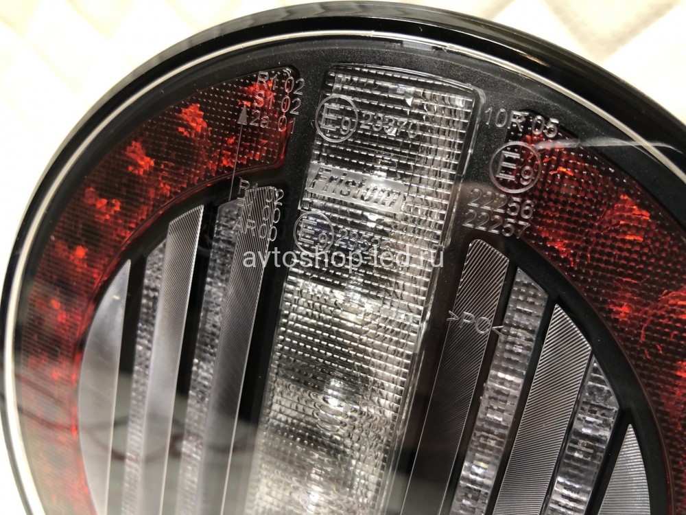 Фонарь заднего хода Fristom FT-214 LED 3-функциональный 12/24V