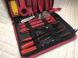 Набор инструментов лопатки 38 предметов для снятия обшивки съемник клипс.